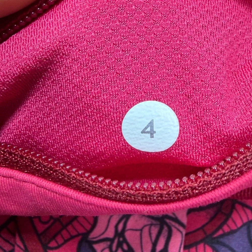 Lululemon Pace‎ Setter Stained Glass Rose Pleated Athletic Skort Size 4